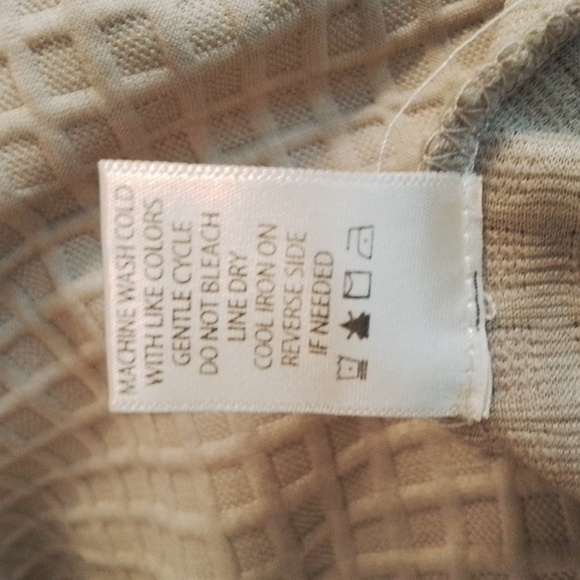 Max Studio NWOT top, size 1X - Picture 6 of 7